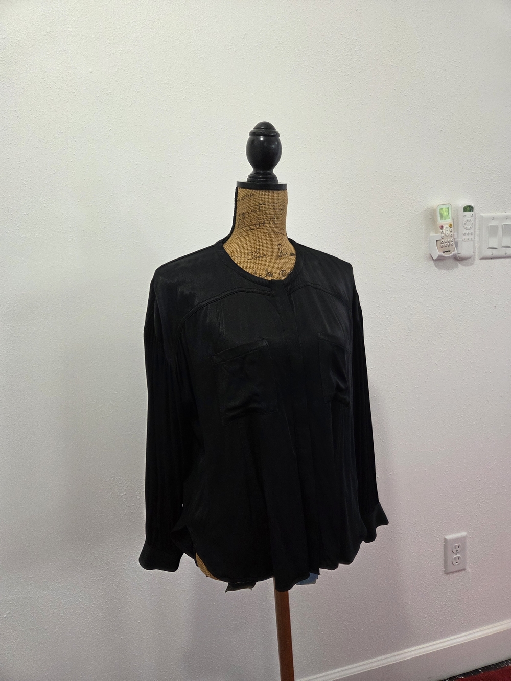 Pilcro Black Long-Sleeve V-Notch Blouse